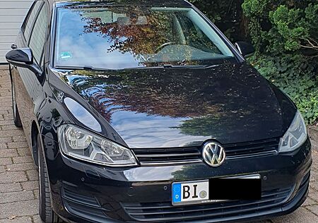 VW Golf Volkswagen 1.2 TSI 63kW BMT Trendline Trendline