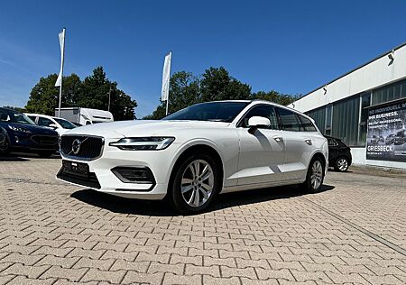 Volvo V60 Kombi B4 Momentum Pro *LED Navi ACC Leder*