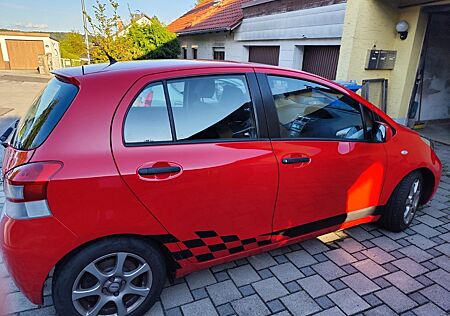 Toyota Yaris 1,33-l-Dual-VVT-i Life Life