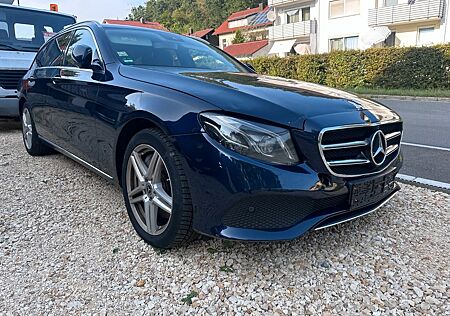 Mercedes-Benz E 400 E400d T-Modell 4Matic AVANTGARDE Comand LED