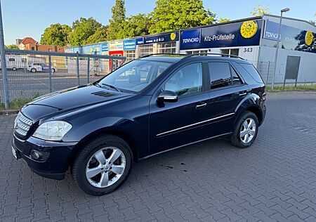Mercedes-Benz ML 500 4MATIC -