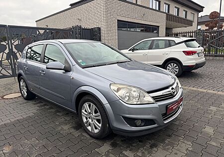 Opel Astra H Lim. Cosmo