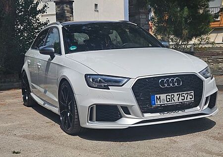 Audi RS3 2.5 TFSI S tronic quattro Sportback -