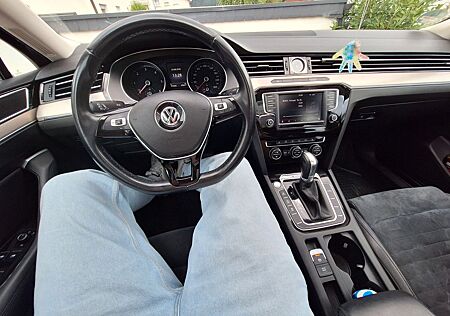 VW Passat Variant Volkswagen 2.0 TDI SCR DSG BMT 4MOT High...