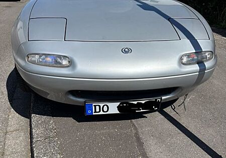 Mazda MX-5 1.6 -