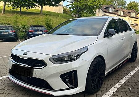 Kia Cee'd / Ceed 1.6 T-GDI DCT GT GT