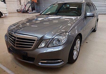 Mercedes-Benz E 350 CDI 4MATIC T BlueEFFICIENCY -