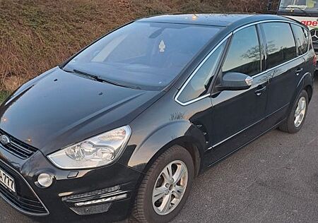 Ford S-Max 2,0 TDCi 120kW DPF Titanium S PowerShi...
