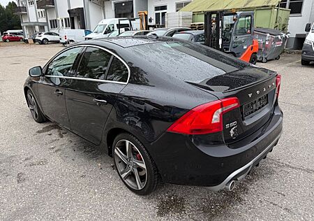 Volvo S60 gebraucht kaufen Volvo S60 Lim. R-Design Aut. 2.4 Diesel*Xenon*Vollaus.
