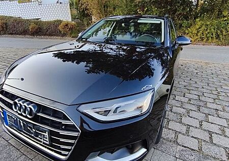 Audi A4 35 TDI S tronic Avant