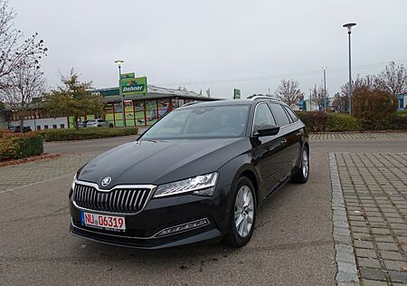 Skoda Superb Combi Style 2,0TDI DSG Matrix Navi