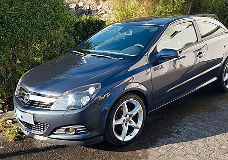 Opel Astra GTC 1.8 Sport Navi 140 PS