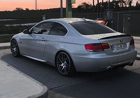 BMW 335i Coupé N54 - 3 Sätze Reifen