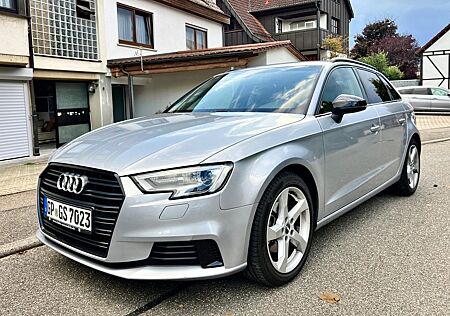 Audi A3 Sportback 1.0 TFSI sport Navi CarPlay pdc