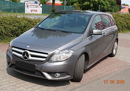 Mercedes-Benz B 180 CDI - Sportpaket*Navi*Unfallfrei*Historie