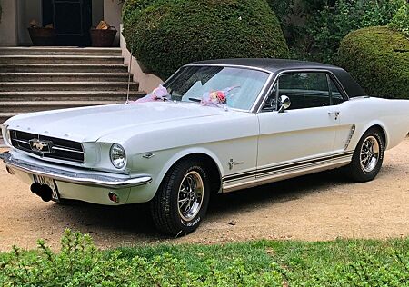 Ford Mustang Coupe V8 Automatik