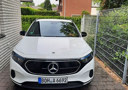 Mercedes-Benz EQA 250+ +