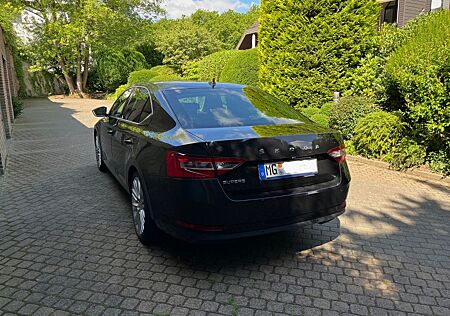 Skoda Superb 1.5 TSI ACT DSG STYLE