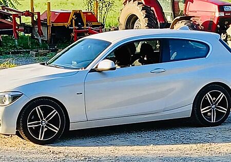 BMW 118d Sport Line Sport Line