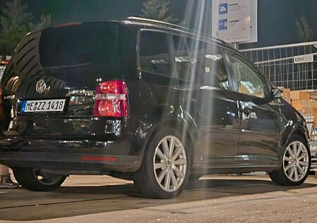 VW Touran Volkswagen 1.4 TSI 103kW -