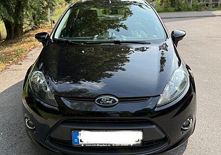 Ford Fiesta 1,25 60kW Champions Edition Champions...