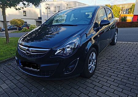 Opel Corsa 1.4 5 Türer 74kW SHZG, LenkrdHzg