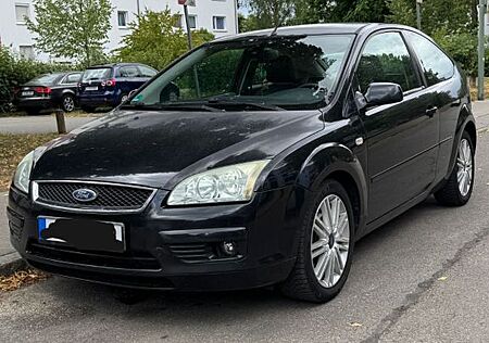 Ford Focus 1.6 Benzin Titanium