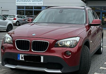 BMW X1 xDrive20d Sport Gepflegt /Neu TÜV