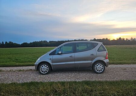 Mercedes-Benz A 140 ELEGANCE Elegance