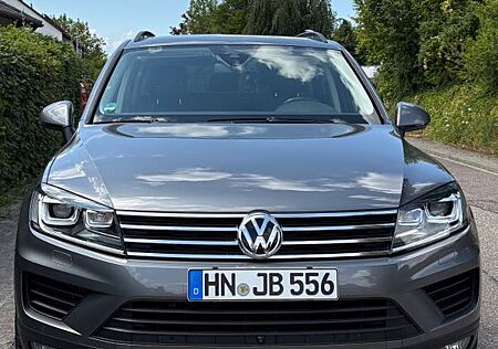 VW Touareg Volkswagen *Terrain Tech, Sperre, Untersetzung*