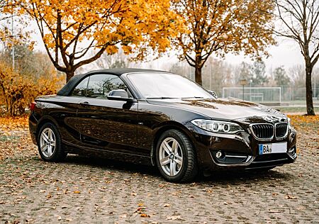 BMW 220i Cabrio Sport Line Sport Line