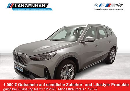 BMW iX1 eDrive20 xLine Premium Paket Kamera