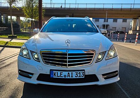 Mercedes-Benz E 200 T ELEGANCE ELEGANCE