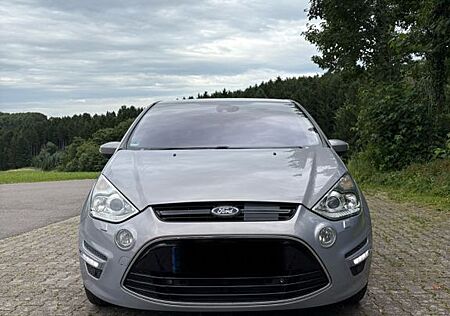 Ford S-Max 2,0 EcoBoost 149kW Titanium PowerShift...