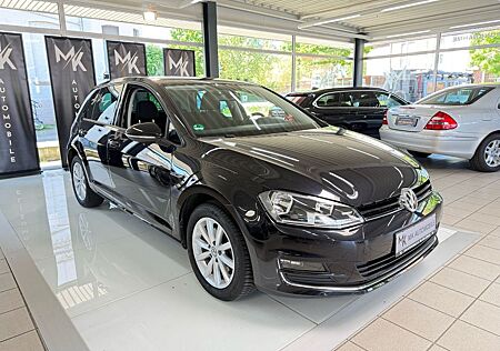 VW Golf Volkswagen VII Lim. Lounge BMT*BT*SHZ*KLI*PDC*WINTER