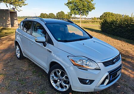 Ford Kuga 2,0 TDCi 4x4 120kW Individual PowerShif...