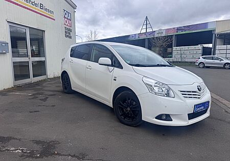 Toyota Verso 1.8l Valvematic Executive /AHK /Tüv05/27
