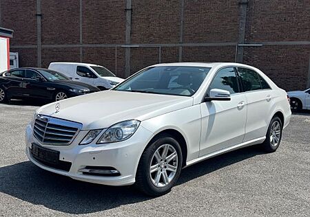 Mercedes-Benz E 200 CGI BlueEfficiency