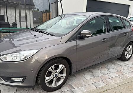 Ford Focus 1,5TDCi 88kW S/S DPF Business Business