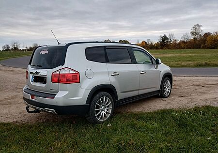 Chevrolet Orlando 1.8 LT+ MT LT+