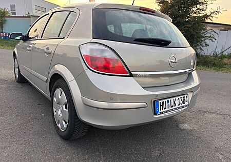 Opel Astra 1.6 Twinport Edition 77kW Edition