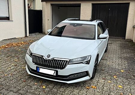 Skoda Superb L&K 4x4 | Virtual Cockpit | Standheizung