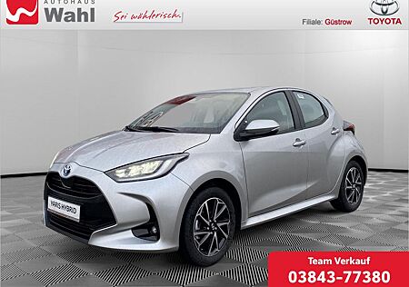 Toyota Yaris Hybrid 1.5 VVT-i Team D SHZ KAMERA ACC LED