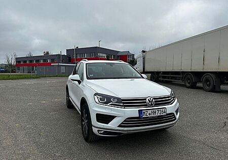 VW Touareg Volkswagen V6 TDI BMT/Start-Stopp 4Motion