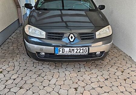 Renault Megane Coupé-Cabriolet Privilege 2.0 16V Exp...