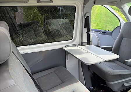 VW T5 Caravelle Volkswagen T5 4motion Behördenfahrzeug