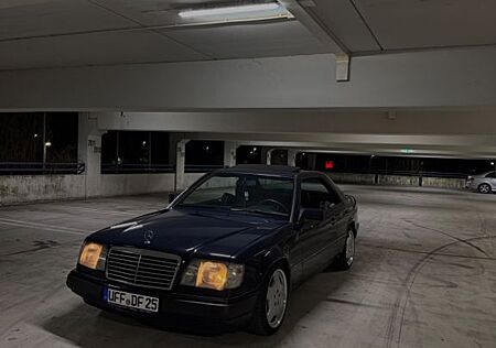 Mercedes-Benz 230 CE Rostfrei