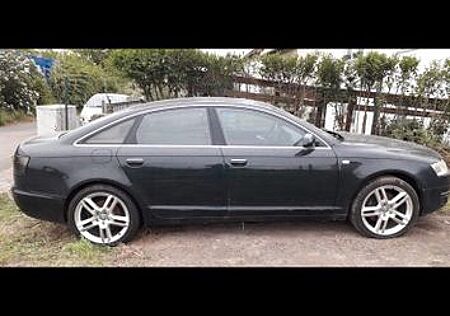 Audi A6 3.2 FSI tiptronic quattro -