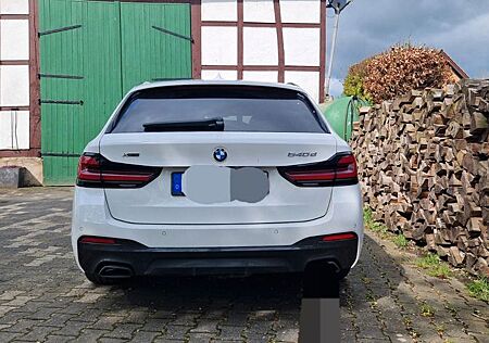 BMW 540d xDrive Touring A -