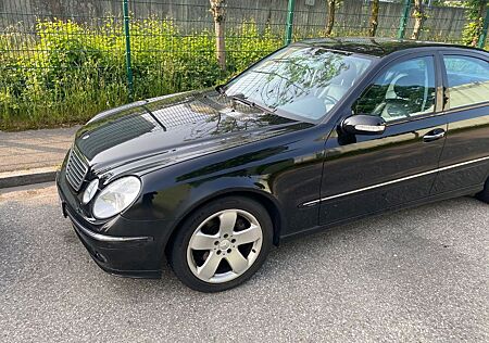 Mercedes-Benz E 500 AVANTGARDE Avantgarde
